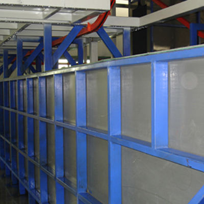 Boat shaped immersion slot